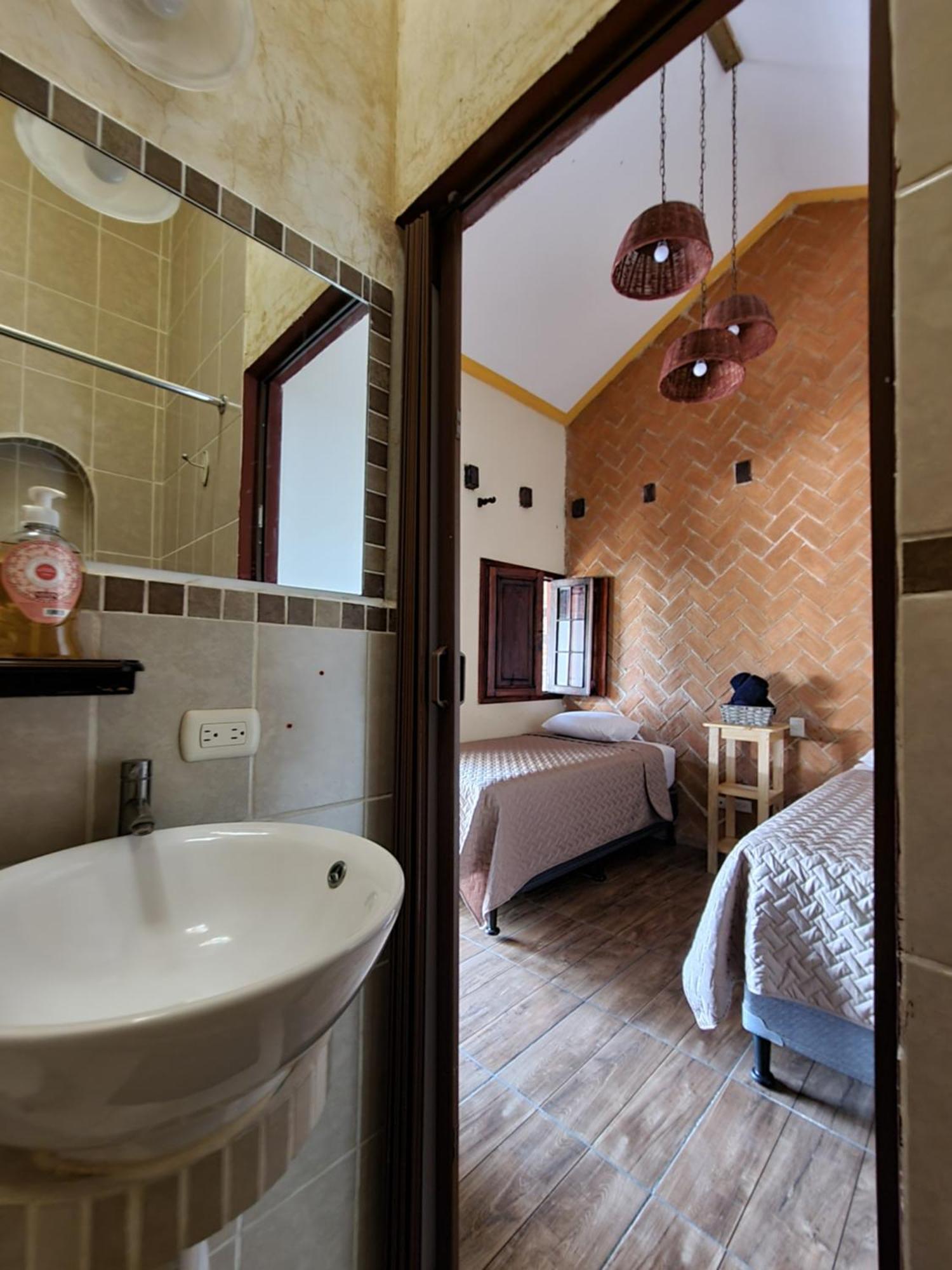 Central Hostel Boutique Antigua Extérieur photo
